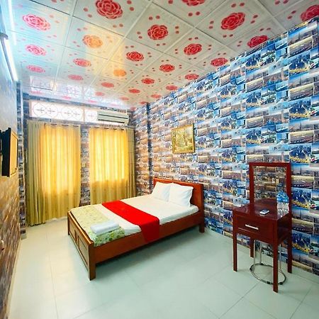 Hoang Long Hotel Airport Ho Chi Minh City Exterior photo